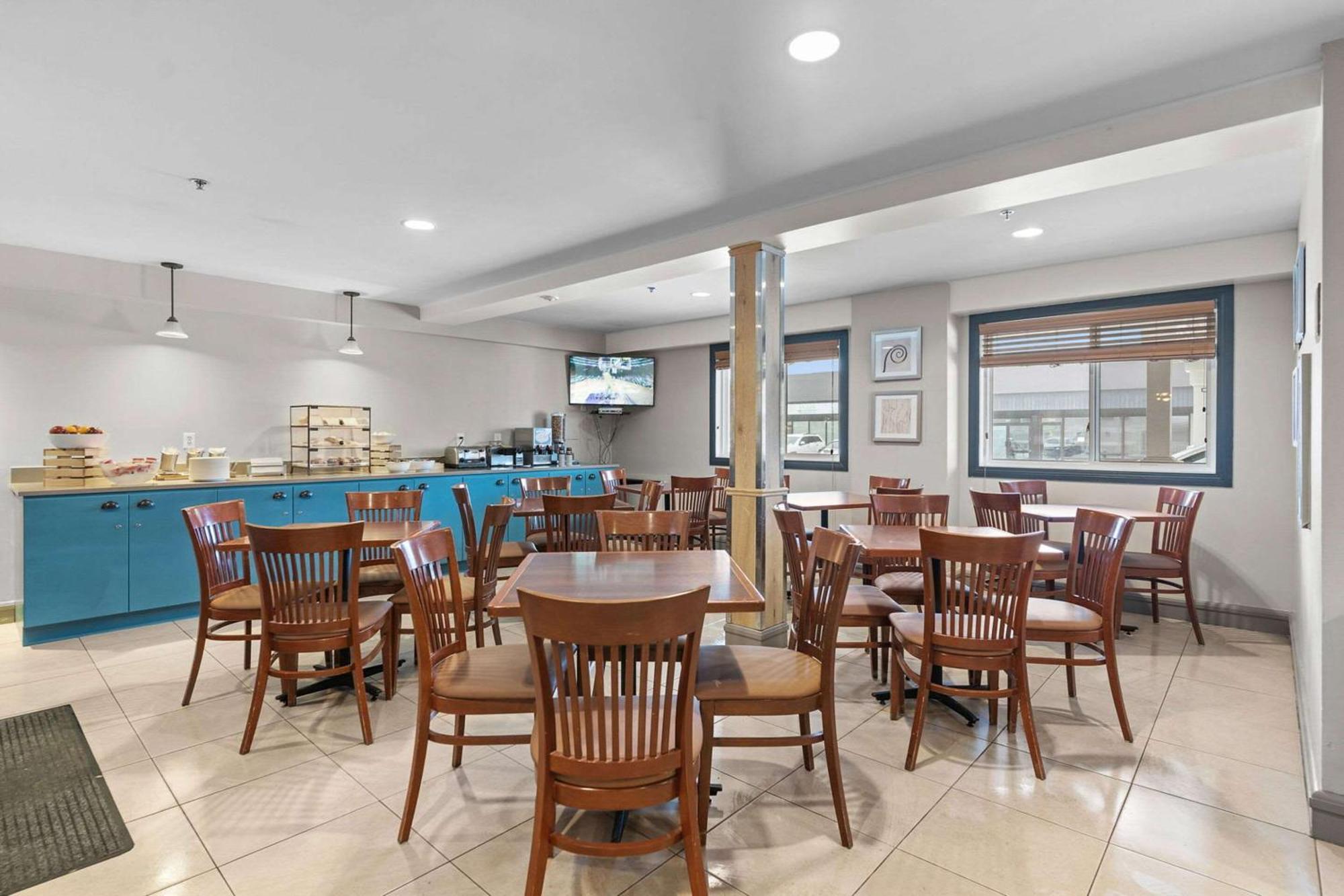 Country Inn & Suites By Radisson, Saskatoon, Sk Экстерьер фото