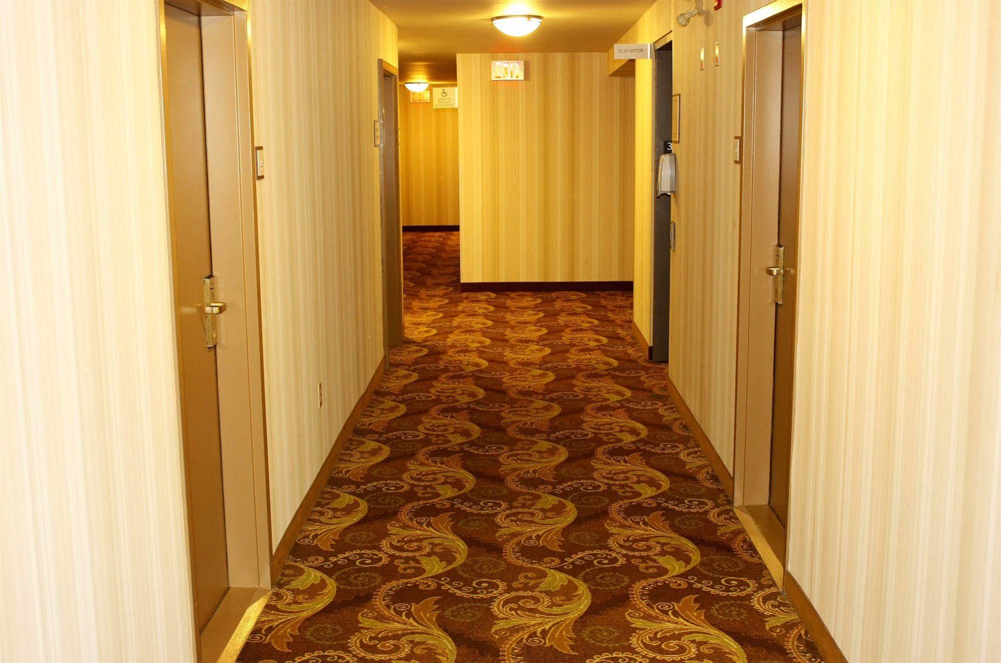 Country Inn & Suites By Radisson, Saskatoon, Sk Экстерьер фото
